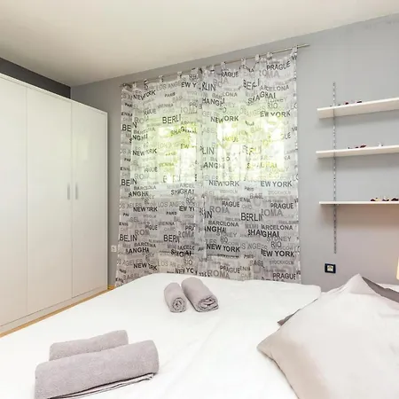 2 Bedroom Lovely In